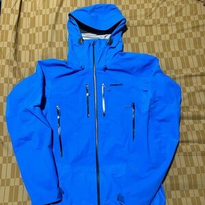 Patagonia Men's Blue Gore-Tex Jacket